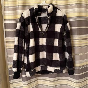 1/2 Zip Fuzzy Fleece